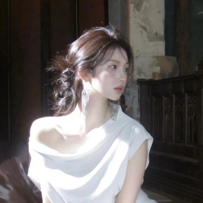 2026新款真人女生好运头像