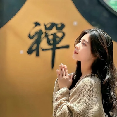 热门招财单人一男一女情侣头像