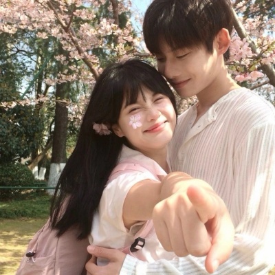 2026热门真人情侣头像