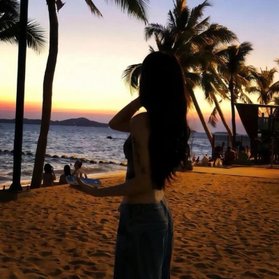 2026新款情侣头像一男一女分开两张