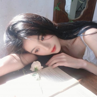 温柔系气质小众女生头像