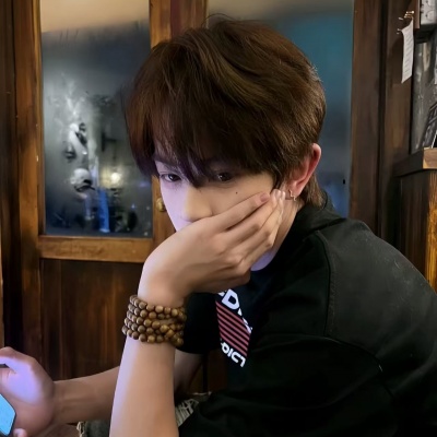 2026年真人男生头像高清无水印