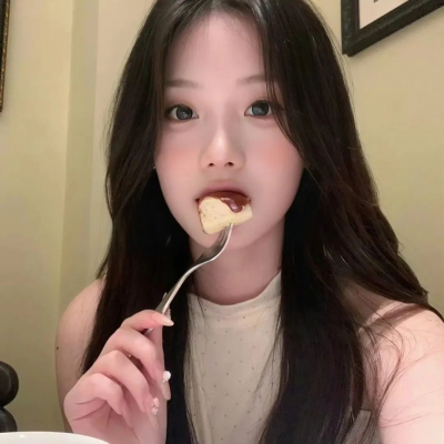 小众轻奢千金风女生头像