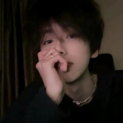 小众帅气个性男头