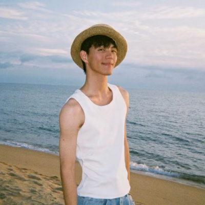 小众氛围感真人头像男生