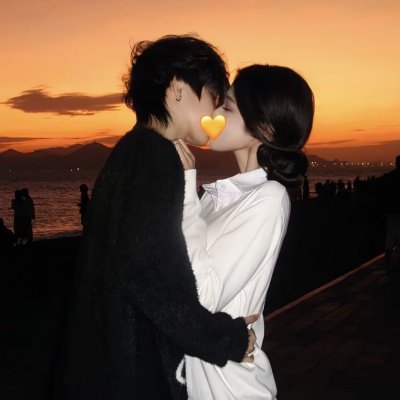 2026最火情侣头像