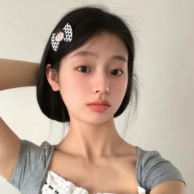 冷门却耐看的小众女生头像