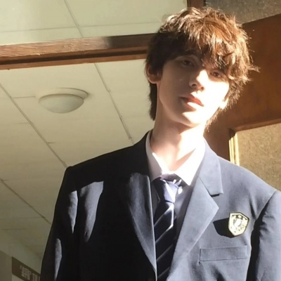 2026ins高级小众男生头像