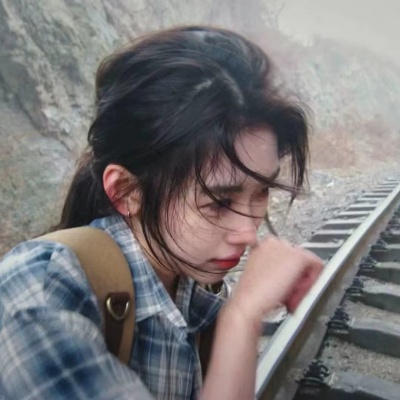 小众唯美气质氛围女生头像