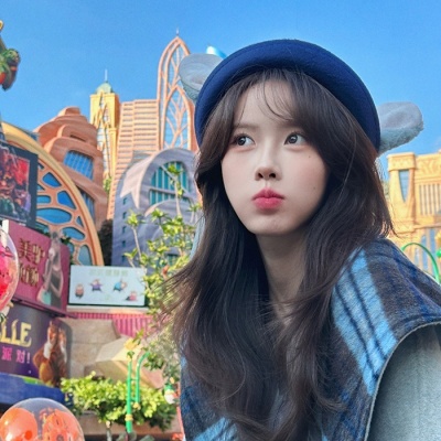 2026最火女生头像