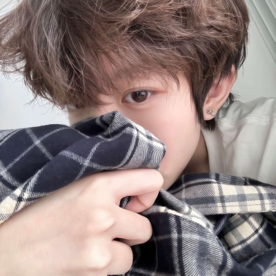 2026年ins热门男生头像