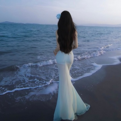 又野性又撩人的女生头像真人