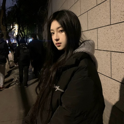 超好看小众文艺气质女生头像