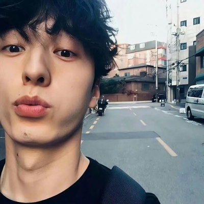 小众不易撞的头像ins男