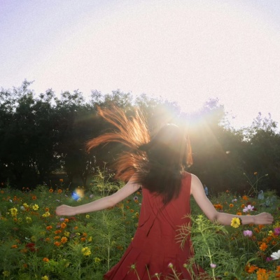 超仙唯美风景背影女生头像