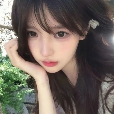 冷门却耐看的小众女生头像