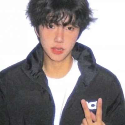 糊成一坨的氛围感男头