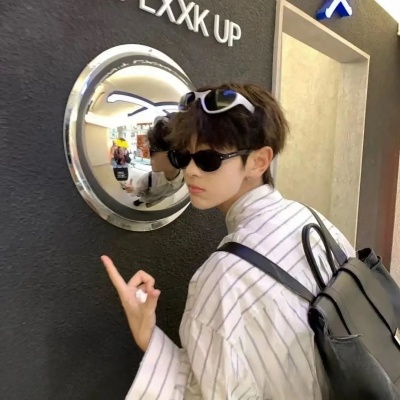 高质量ins高冷帅气男生头像