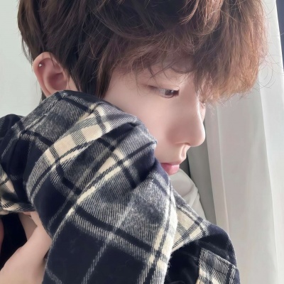 2026年ins热门男生头像