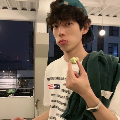 ins小清新气质男生头像