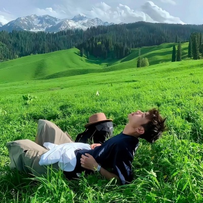 小众不易撞的头像ins男