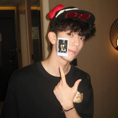 2026年真人男生头像高清无水印