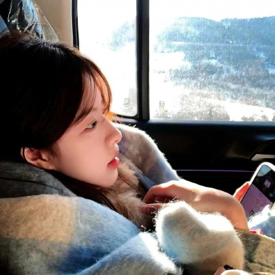 活泼可爱女生头像