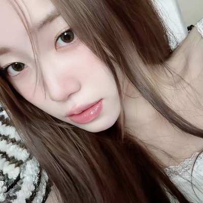 ins风白开水女头像