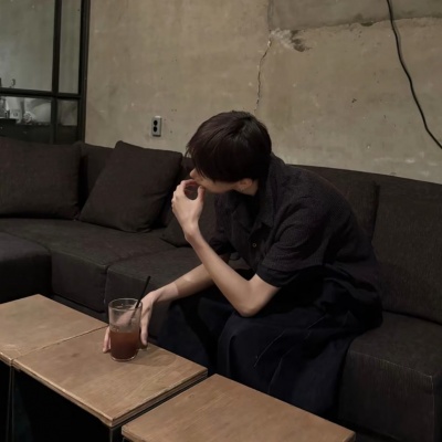 ins氛围超绝男生头像