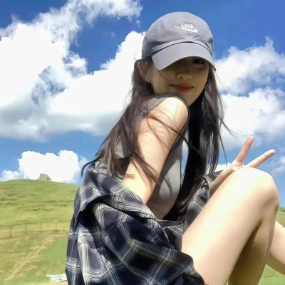 2026年必存真人女头