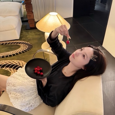 高颜值ins风女生头像