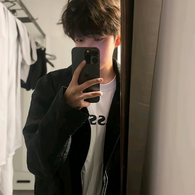 2026热门青春小众男生头像