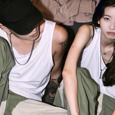 精选ins情侣头像