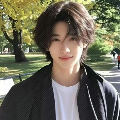 高清真人单人情侣头像