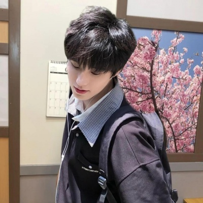 ins小众单人青涩情头头