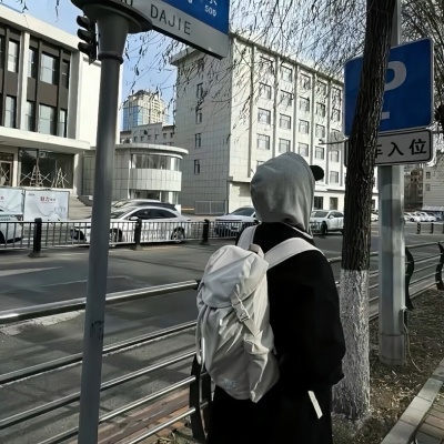 2026好看的男生照片头像