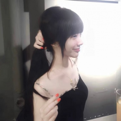 真实纯欲气质女生头像