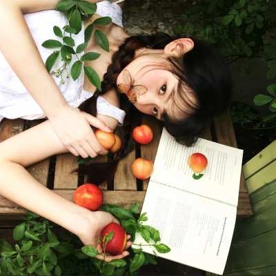 一辈子不换的唯美气质小众女生头像