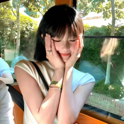 高颜值女生头像真人