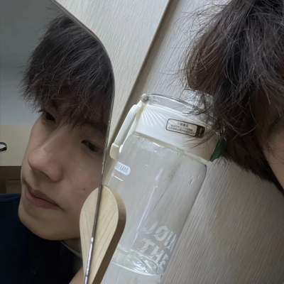 高质量ins高冷帅气男生头像