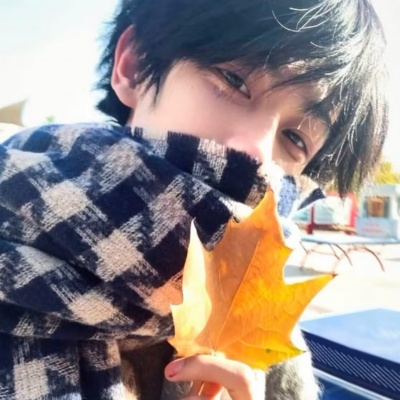 小众氛围感真人头像男生