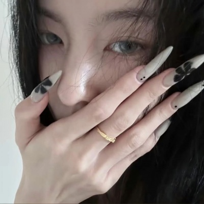 2026真人女生头像