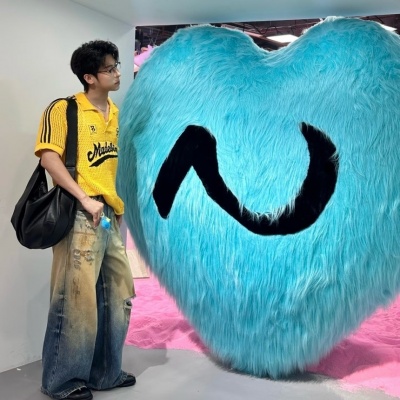 高审美一男一女单人ins情头