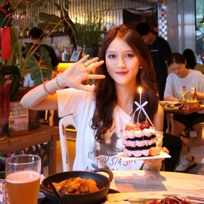 2026年热门ins情侣头像