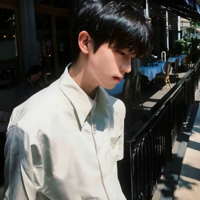 超耐看小众清新男头