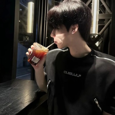 权威男头小狗级别