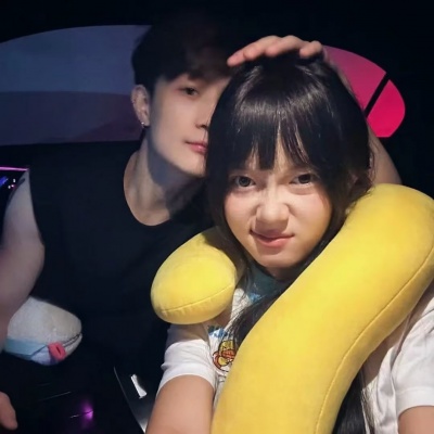 情侣头像二人二张配对