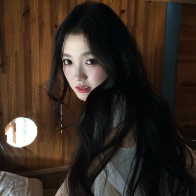 清冷女头像ins高级质感