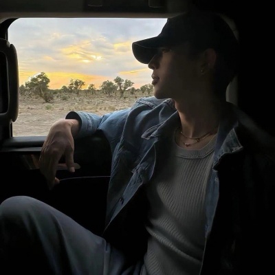 2026新款情侣头像一男一女分开两张