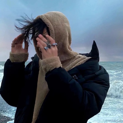 超有feel的ins氛围感男生头像